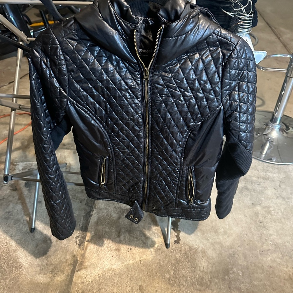Aeropostale Black Bomber Jacket Quilted Design